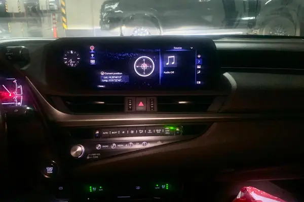 لکسوس  LS