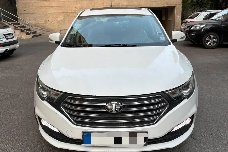 بسترن،  B30