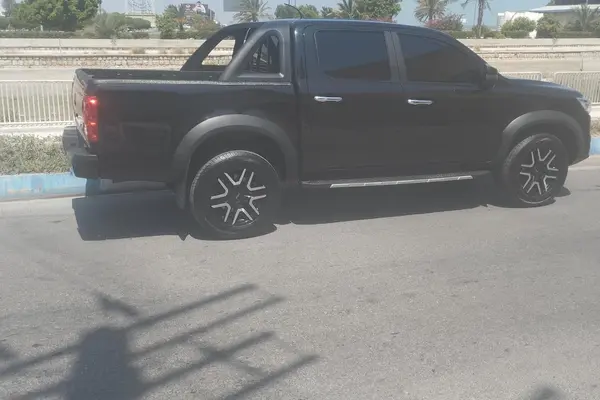 کی ام سی  T8