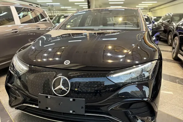 بنز، EQE Sedan