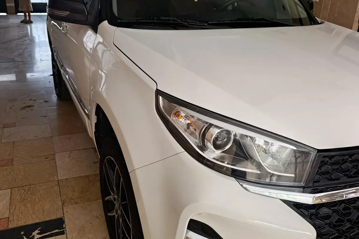 ام وی ام،  X33 S