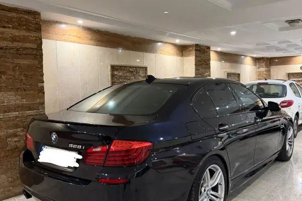 ب ام و، سری 5 سدان