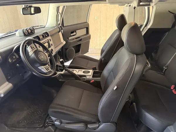 تویوتا، اف جی کروز