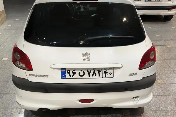 پژو  206