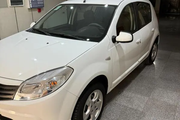 رنو، ساندرو