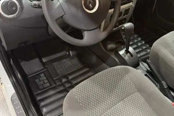 رنو، ساندرو