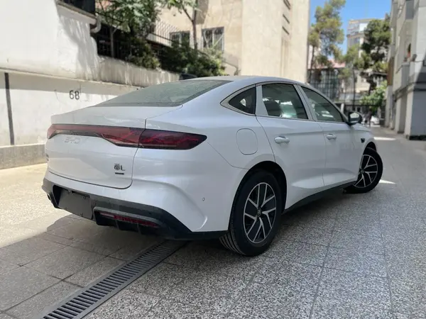 بی وای دی  چین ال DMi