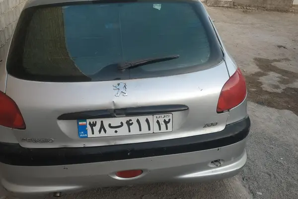 پژو، 206