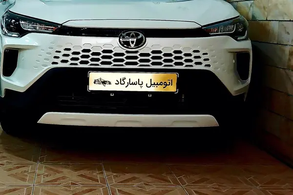 تویوتا، کرولا کراس هیبرید