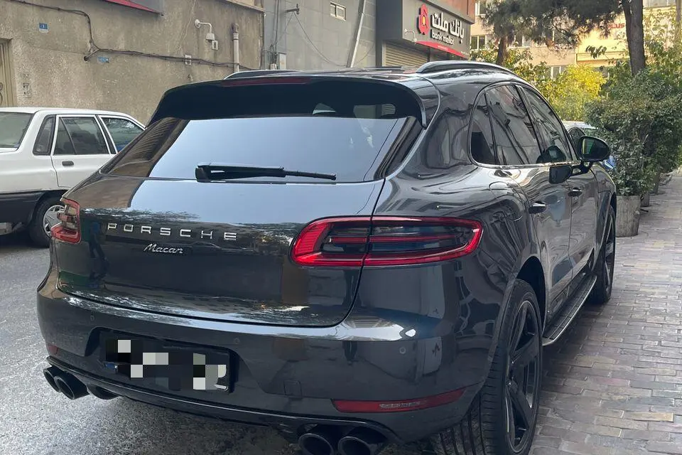 پورشه،  ماکان