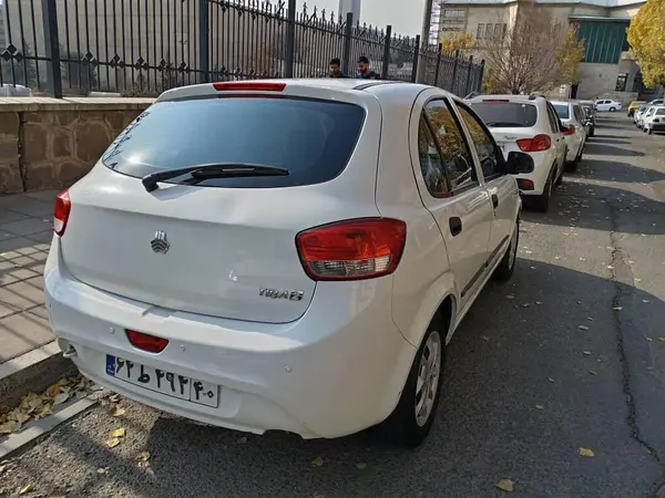 تیبا، هاچ بک