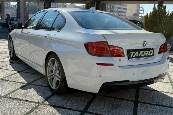 ب ام و، سری 5 سدان