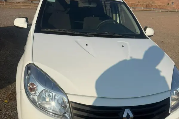 رنو، ساندرو