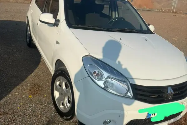 رنو، ساندرو