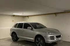 پورشه، کاین