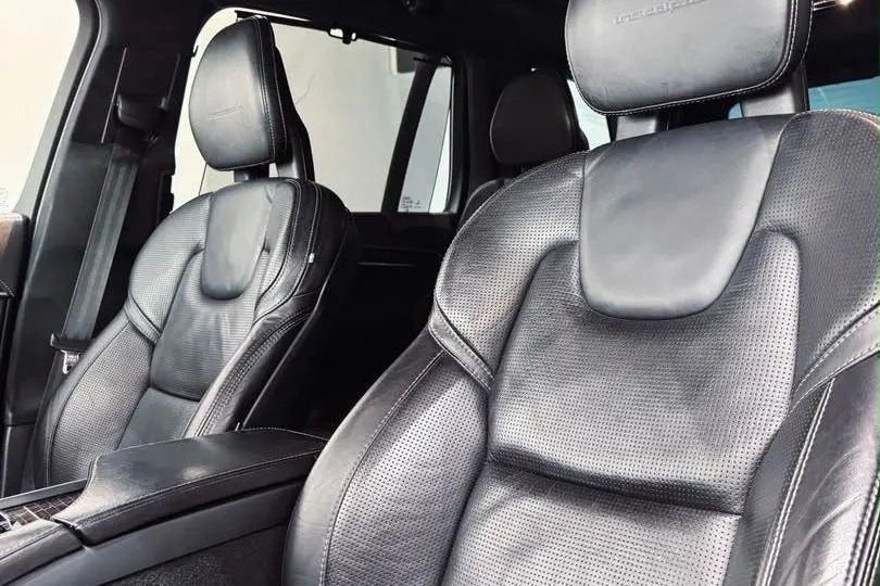 ولوو،  XC90