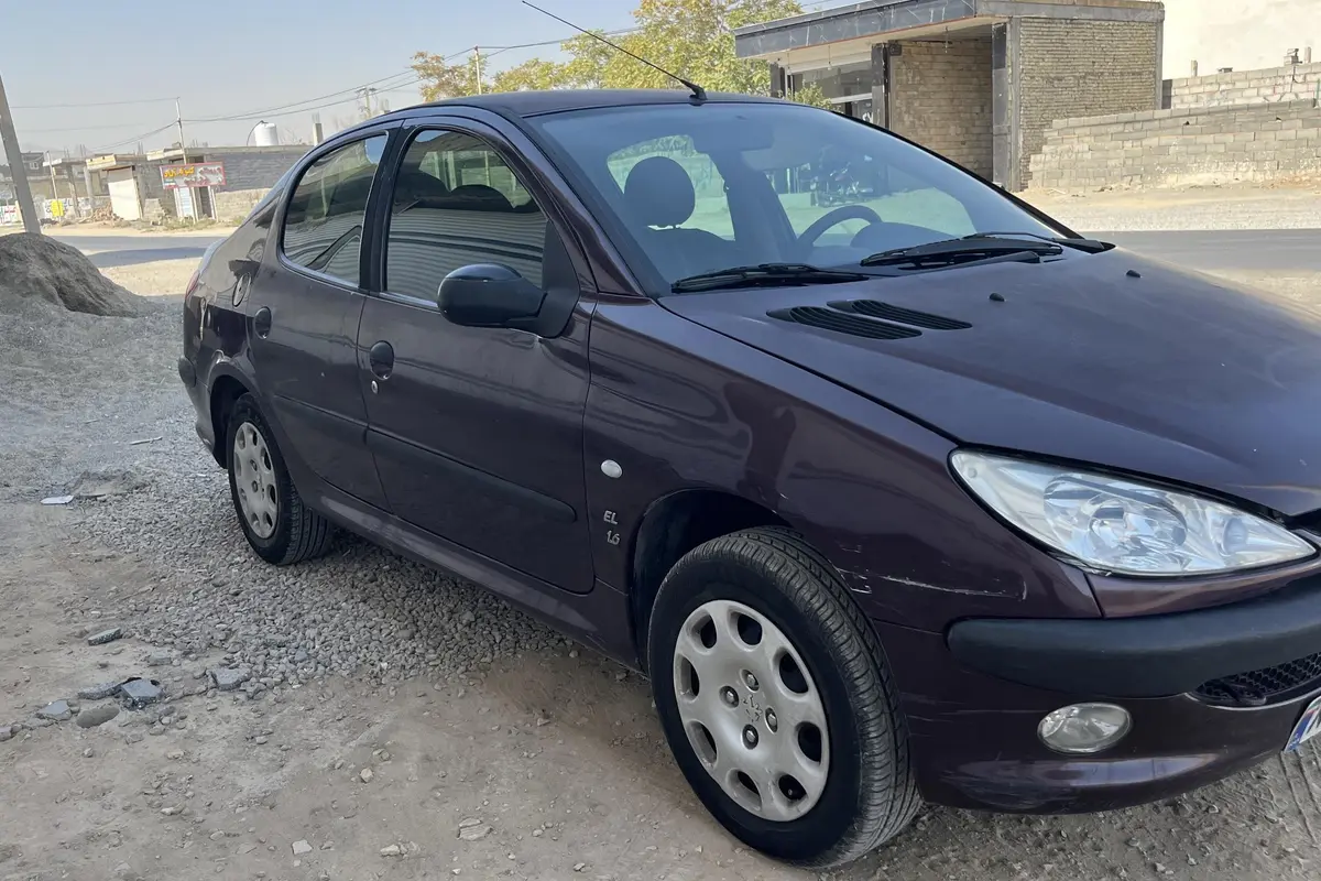 پژو،  206