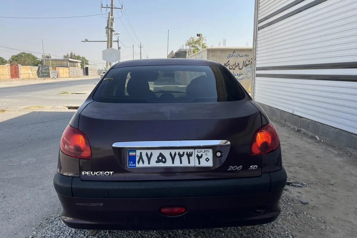 پژو،  206