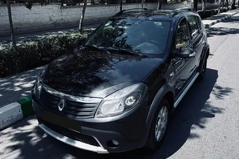 رنو، ساندرو