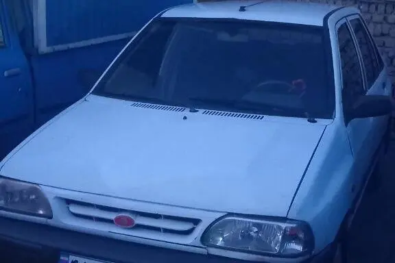 پراید،  صندوق دار