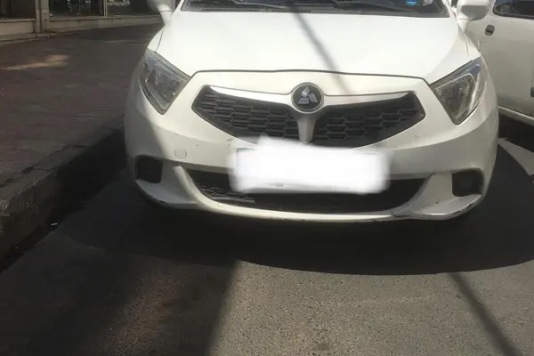برلیانس  H220