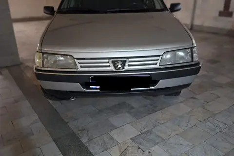 پژو، 405