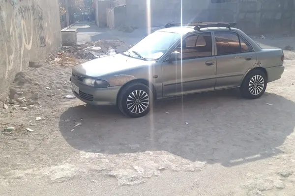 میتسوبیشی، لنسر