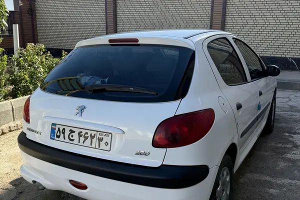 پژو  206