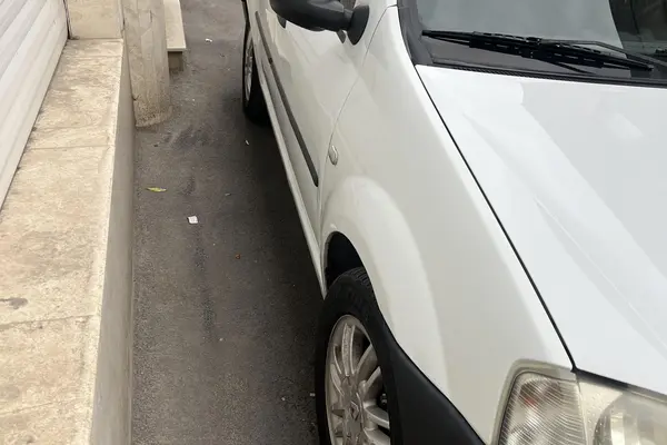 رنو  تندر 90