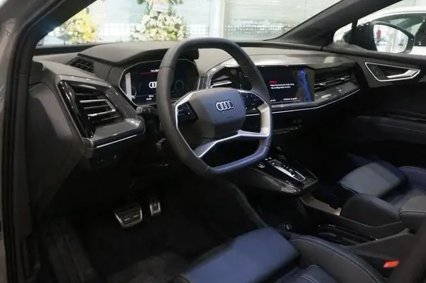 آئودی، Q4 e-tron