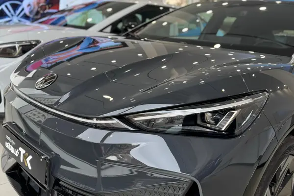 فولکس، آی دی یونیکس