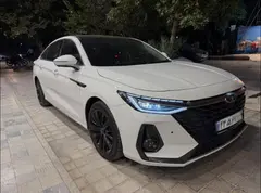 فونیکس، آریزو 8 (Z8)