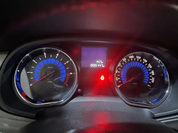 تارا، اتوماتیک V4