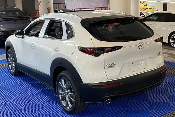 مزدا،  CX-30