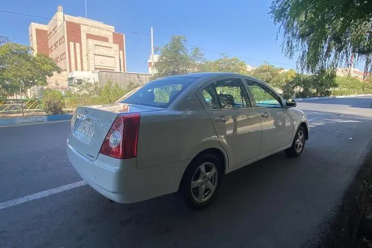 ام وی ام،  530