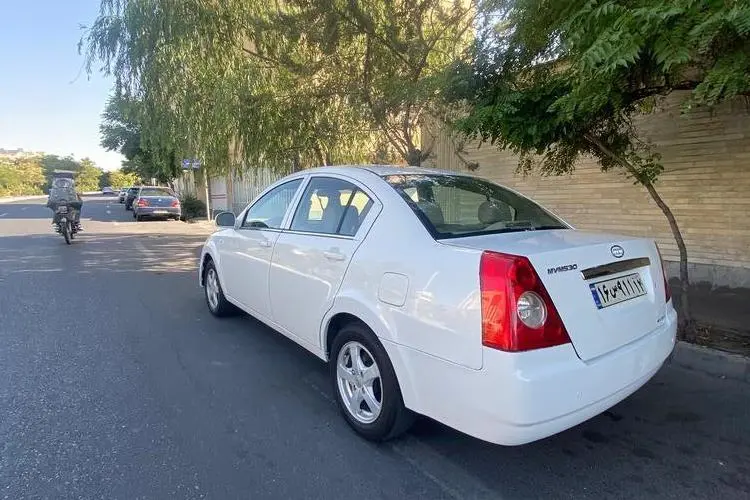 ام وی ام،  530