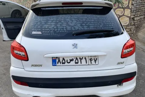 پژو، 206