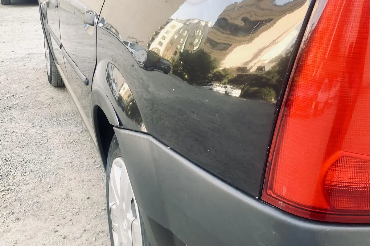 رنو،  تندر 90