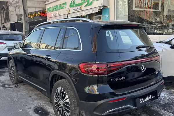 بنز، کلاس EQB