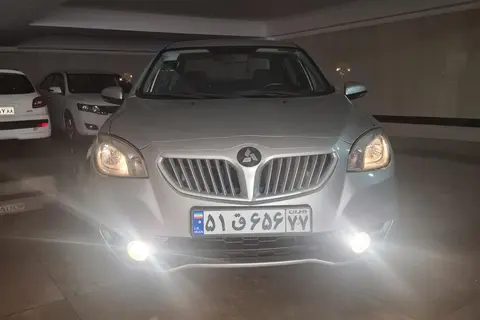 برلیانس، H330