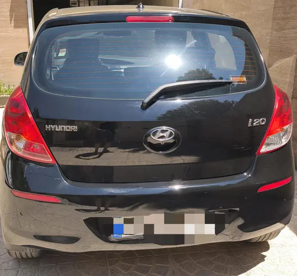 هیوندای  i20