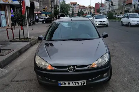 پژو، 206