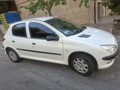 پژو، 206