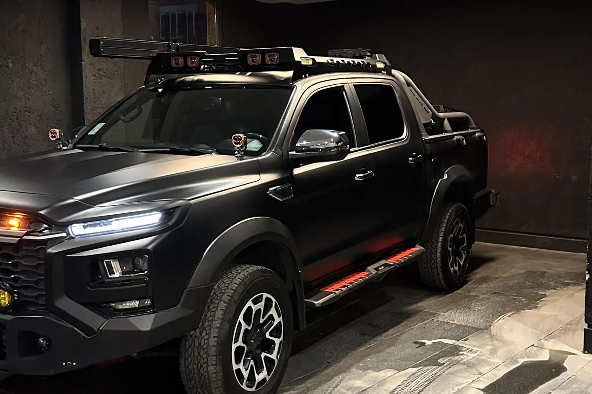کی ام سی،  T9