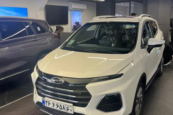 پیش فروش کی ام سی، SR3