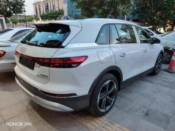 آئودی،  Q5 e-tron