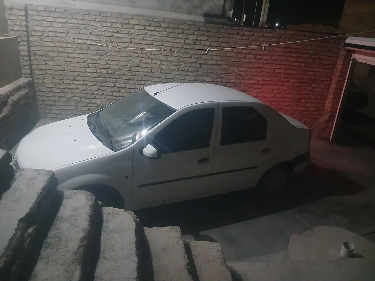 رنو،  تندر 90