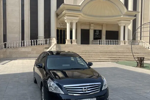 نیسان، تی ینا