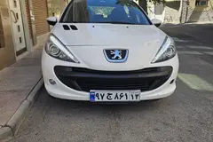 پژو، 207