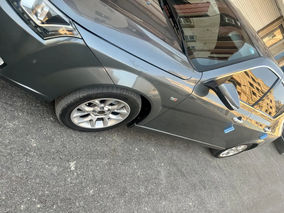 دنا،  پلاس EF7